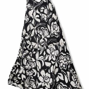 Chic Black and White Floral A-Line Skirt